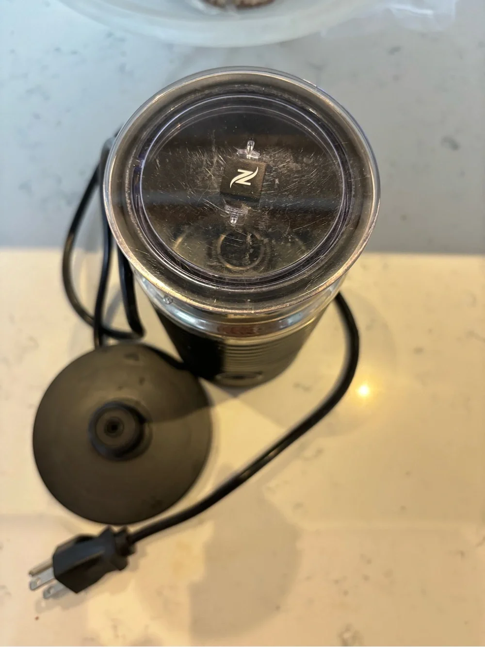 Nespresso milk frother - Picture 3 of 5
